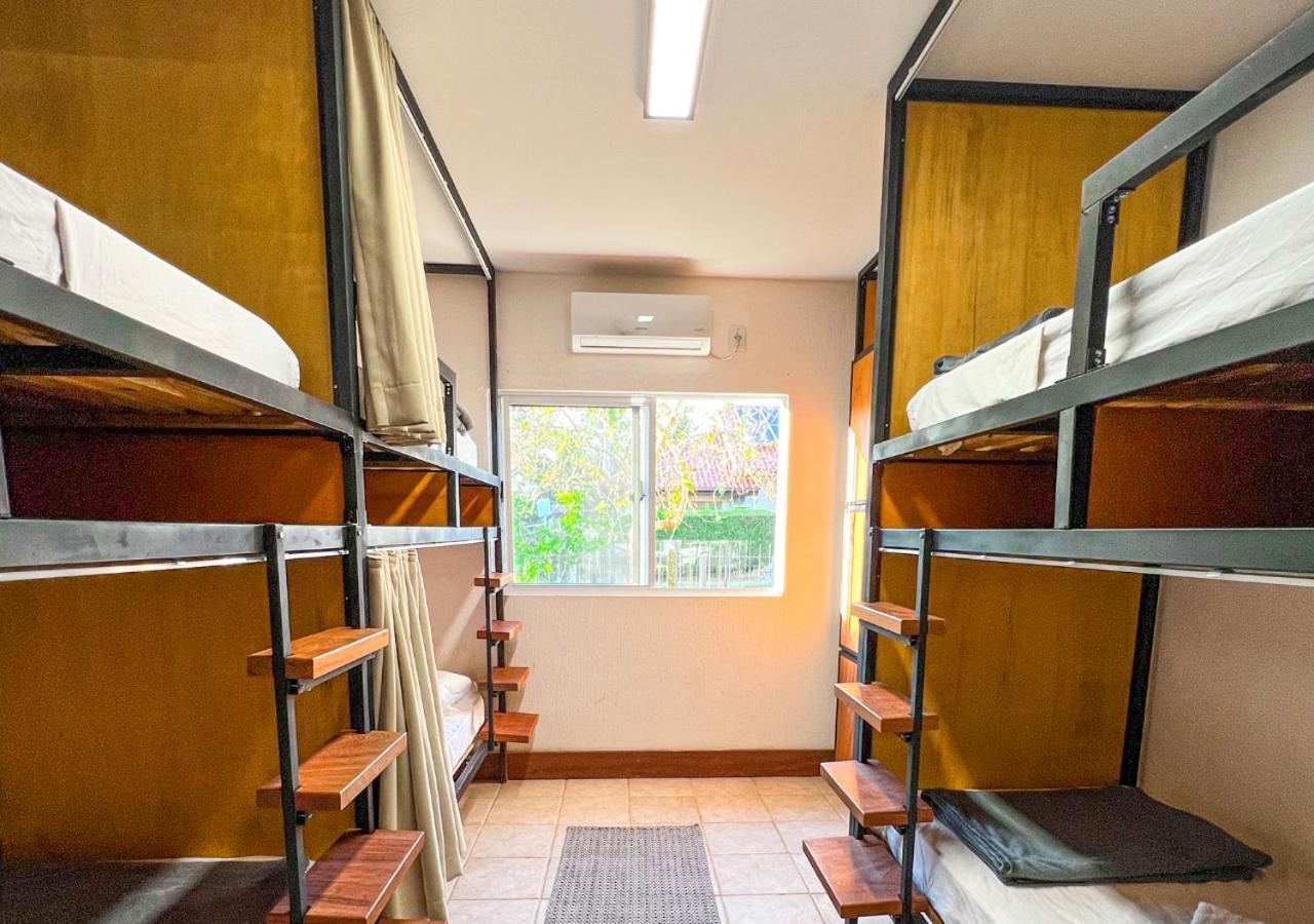 Patz Houz Hostel ฟลอเรียนอโปลิส ภายนอก รูปภาพ